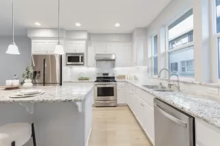 Photo #6: ML82027475 Listing