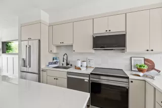 Photo #5: ML82027476 Listing 