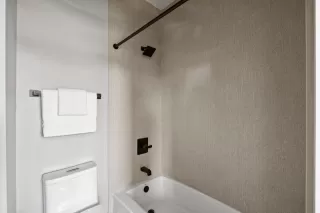 Photo #6: ML82027476 Listing 