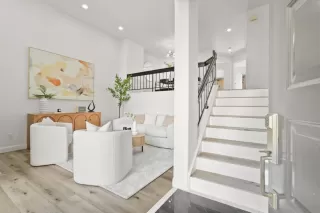 Photo #4: ML82027552 Listing