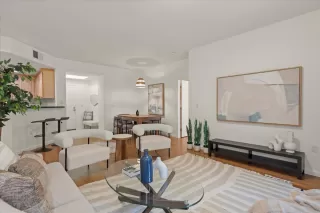 Photo #5: ML82027563 Listing 