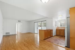 Photo #6: ML82027568 Listing 