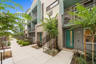 Photo #4: ML82027574 Listing