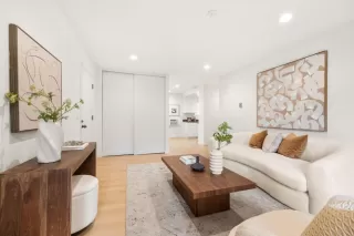 Photo #3: ML82027640 Listing 