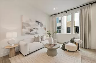 Photo #6: ML82027658 Listing 