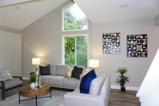 Photo #5: ML82027709 Listing 