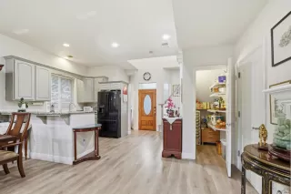 Photo #2: ML82027716 Listing