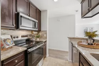 Photo #5: ML82027753 Listing