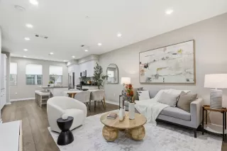 Photo #4: ML82027760 Listing 