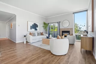 Photo #6: ML82027778 Listing 