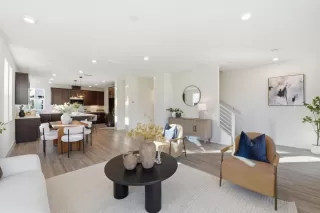 Photo #6: ML82027786 Listing 