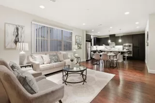 Photo #5: ML82027814 Listing 