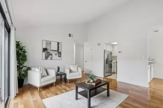 Photo #4: ML82027844 Listing 