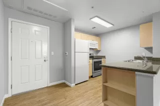 Photo #4: ML82027862 Listing