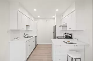 Photo #3: ML82027869 Listing 