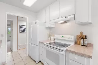 Photo #6: ML82027913 Listing 