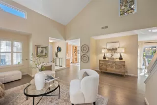 Photo #6: ML82027922 Listing 