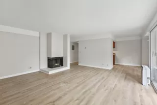 Photo #5: ML82027945 Listing 