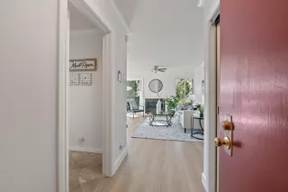 Photo #1: ML82028009 Listing 