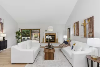 Photo #2: ML82028016 Listing 