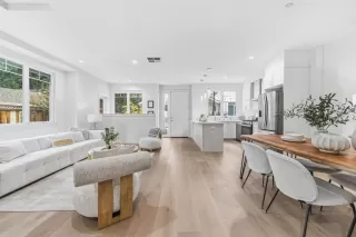 Photo #5: ML82028056 Listing