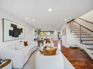 Photo #2: ML82028083 Listing