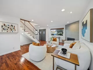 Photo #5: ML82028083 Listing