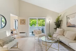 Photo #2: ML82028105 Listing 