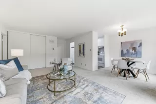 Photo #4: ML82028151 Listing