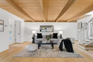 Photo #2: ML82028296 Listing 