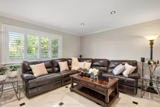 Photo #5: ML82028367 Listing