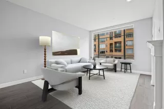 Photo #5: ML82028422 Listing