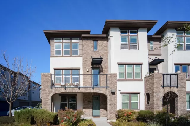 MLS: ML82028461 Condo For Sale