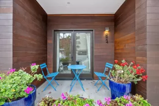 Photo #5: ML82028520 Listing