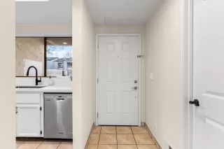 Photo #4: ML82028572 Listing