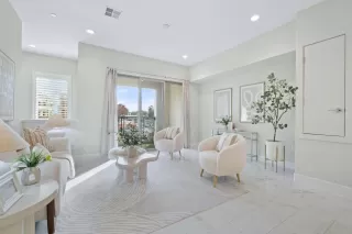 Photo #2: ML82028578 Listing 