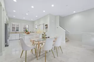 Photo #3: ML82028578 Listing 