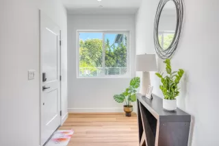 Photo #4: ML82028584 Listing