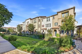 Photo #2: ML82028652 Listing 