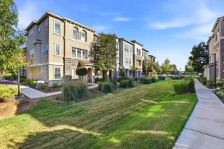 Photo #3: ML82028652 Listing 