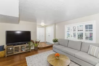 Photo #2: ML82028680 Listing 