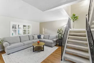 Photo #5: ML82028680 Listing 