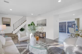 Photo #4: ML82028682 Listing 