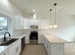 Photo #2: ML82028764 Listing 