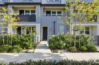 Photo #2: ML82028767 Listing 