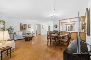 Photo #3: ML82028812 Listing 