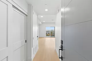 Photo #4: ML82028883 Listing