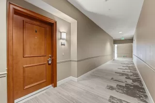 Photo #4: ML82028911 Listing 