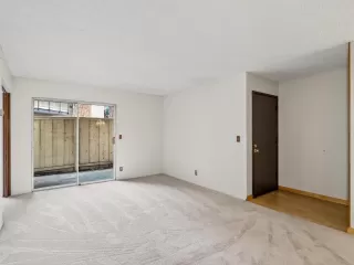 Photo #4: ML82029032 Listing 