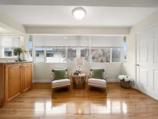 Photo #4: ML82029064 Listing 